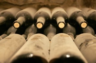 Parmi les vins volés figurait une bouteille de Château D'Yquem 1806 d'une valeur de 350'000 euros. (photo symbolique)